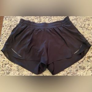 Lululemon 4 inch hotty hot high rise lined short size 12
